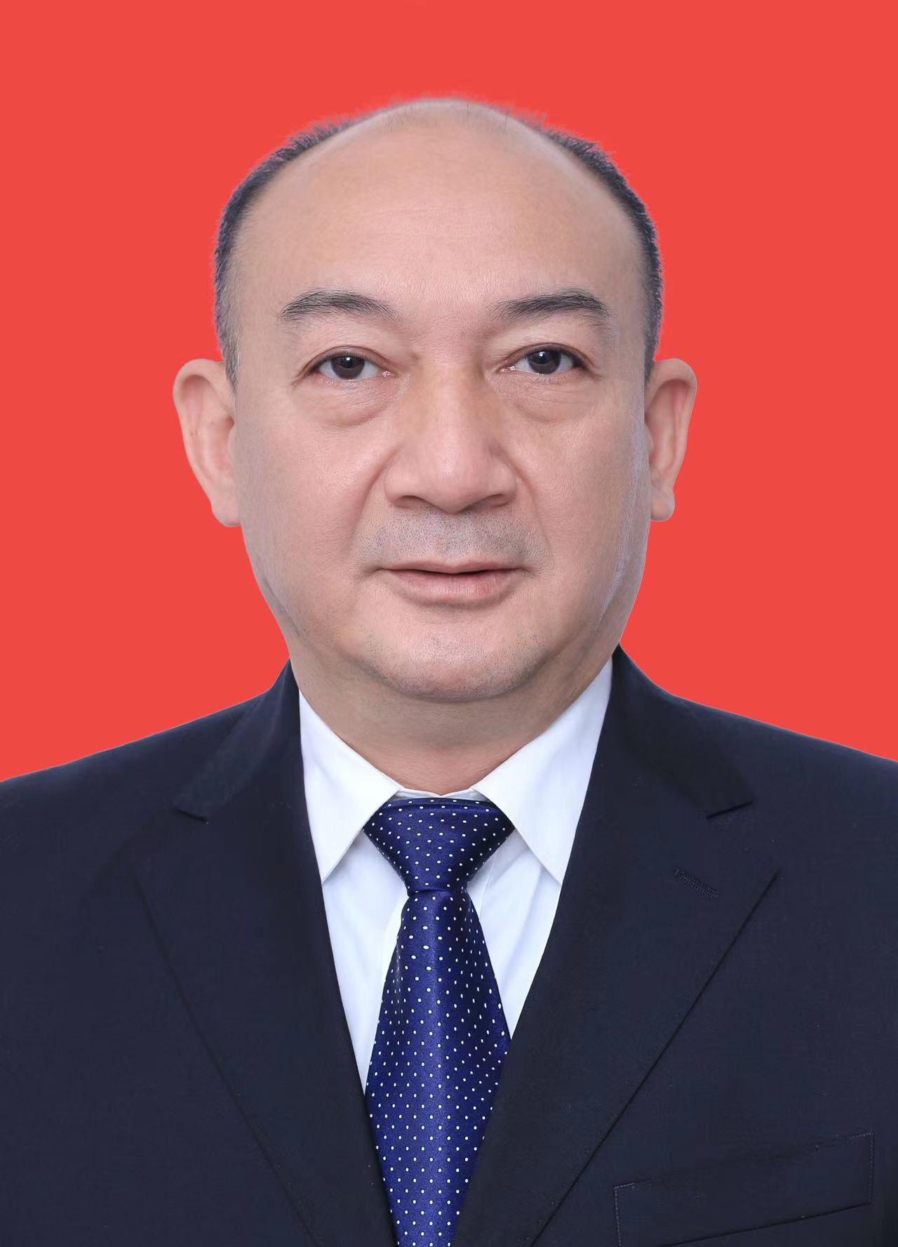 立胡左格